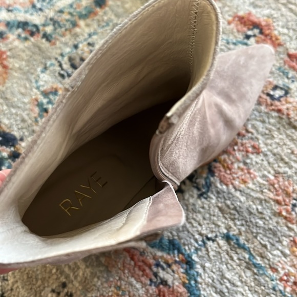 Raye Merit booties in taupe color - Picture 3 of 4
